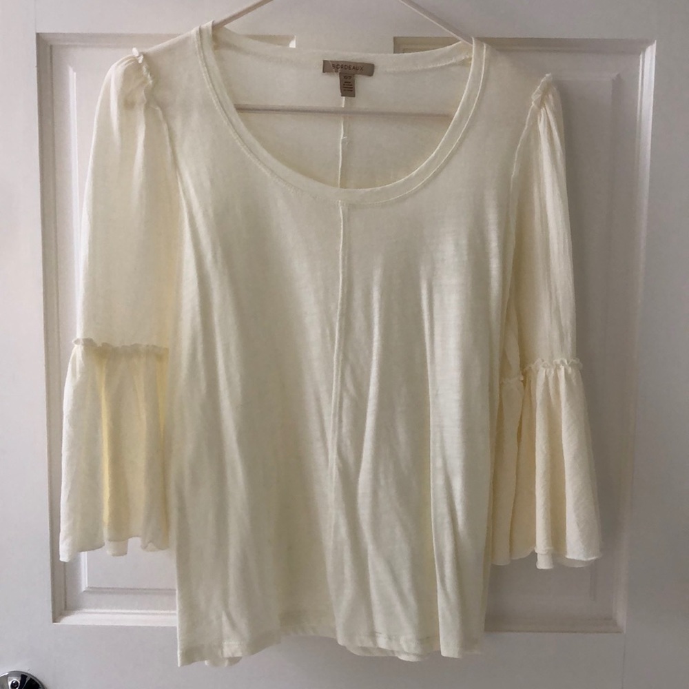 NWOT : Bordeaux Top